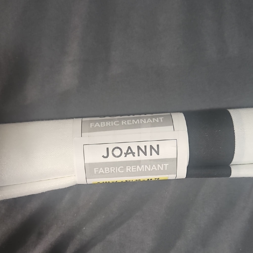50% Off 2 Items!🌺Joann Fabric Remnant in Black and White (Lot A)🌺